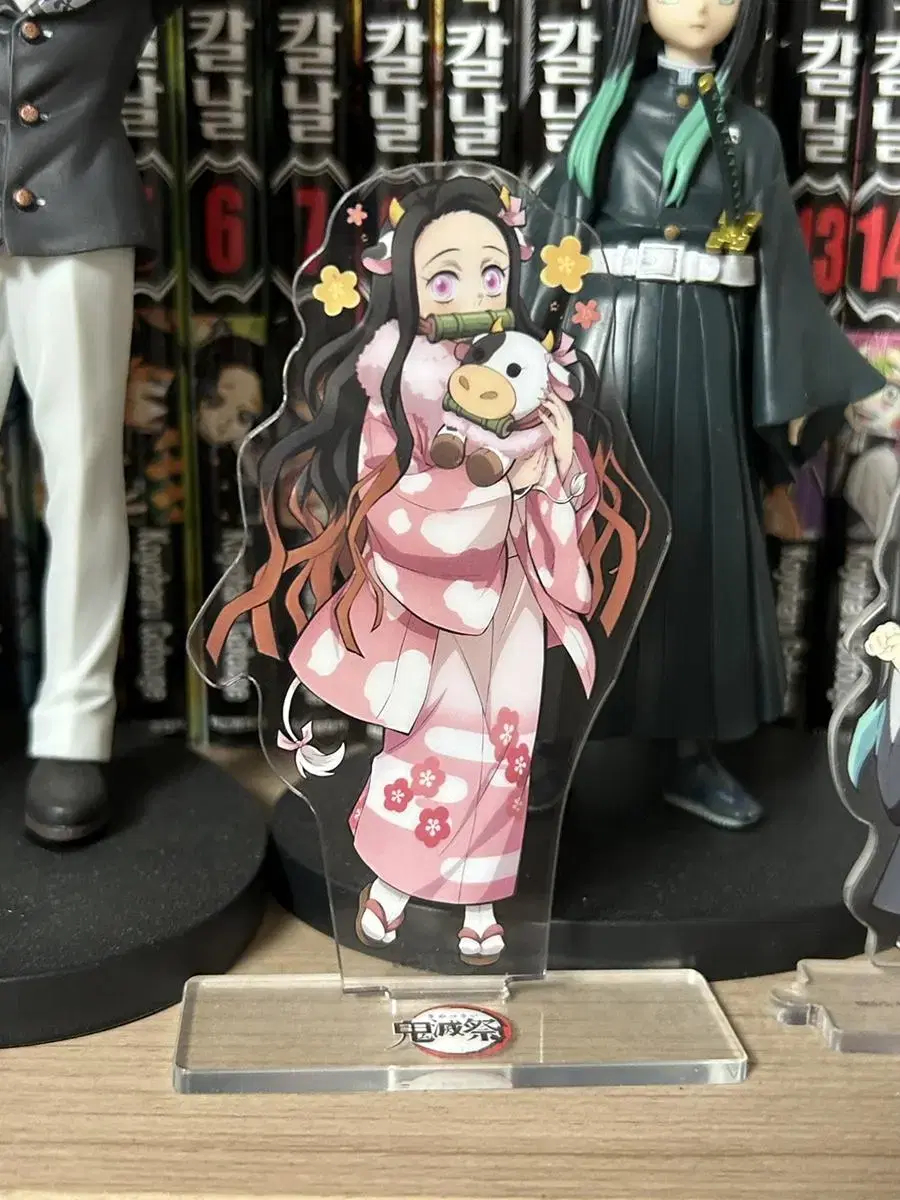 Demon Slayer's Blade Ear Knife Nezuko Sotetsu LD Acrylic