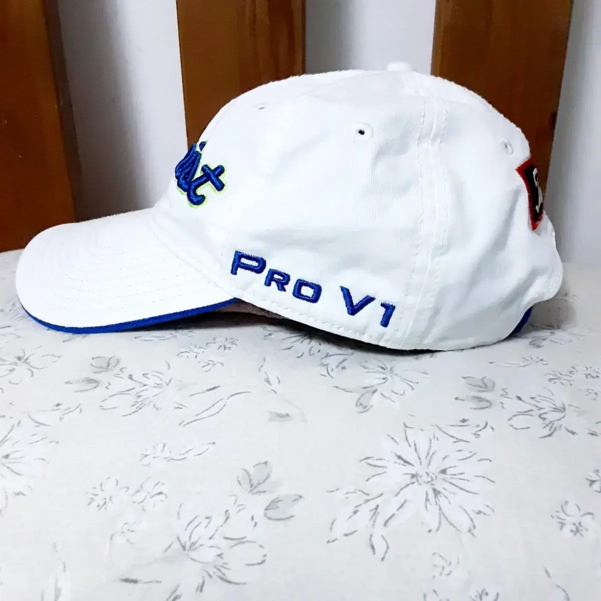 타이틀리스트 X 풋조이 PRO V1 볼캡, 모자