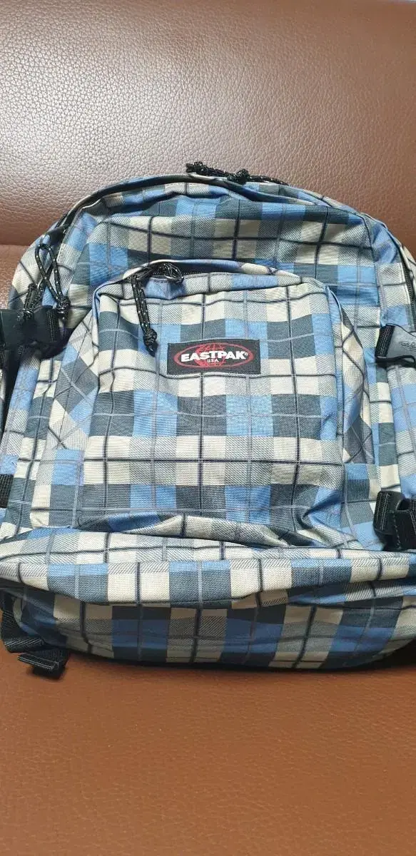 EASTPAK PROVIDER 33L