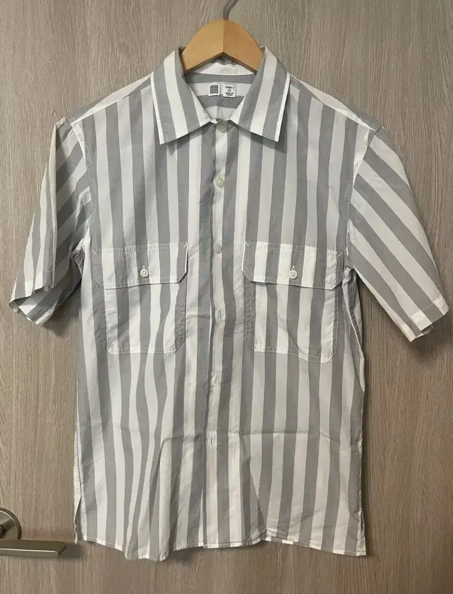 Uniqlo U Short Sleeve Striped Shirt