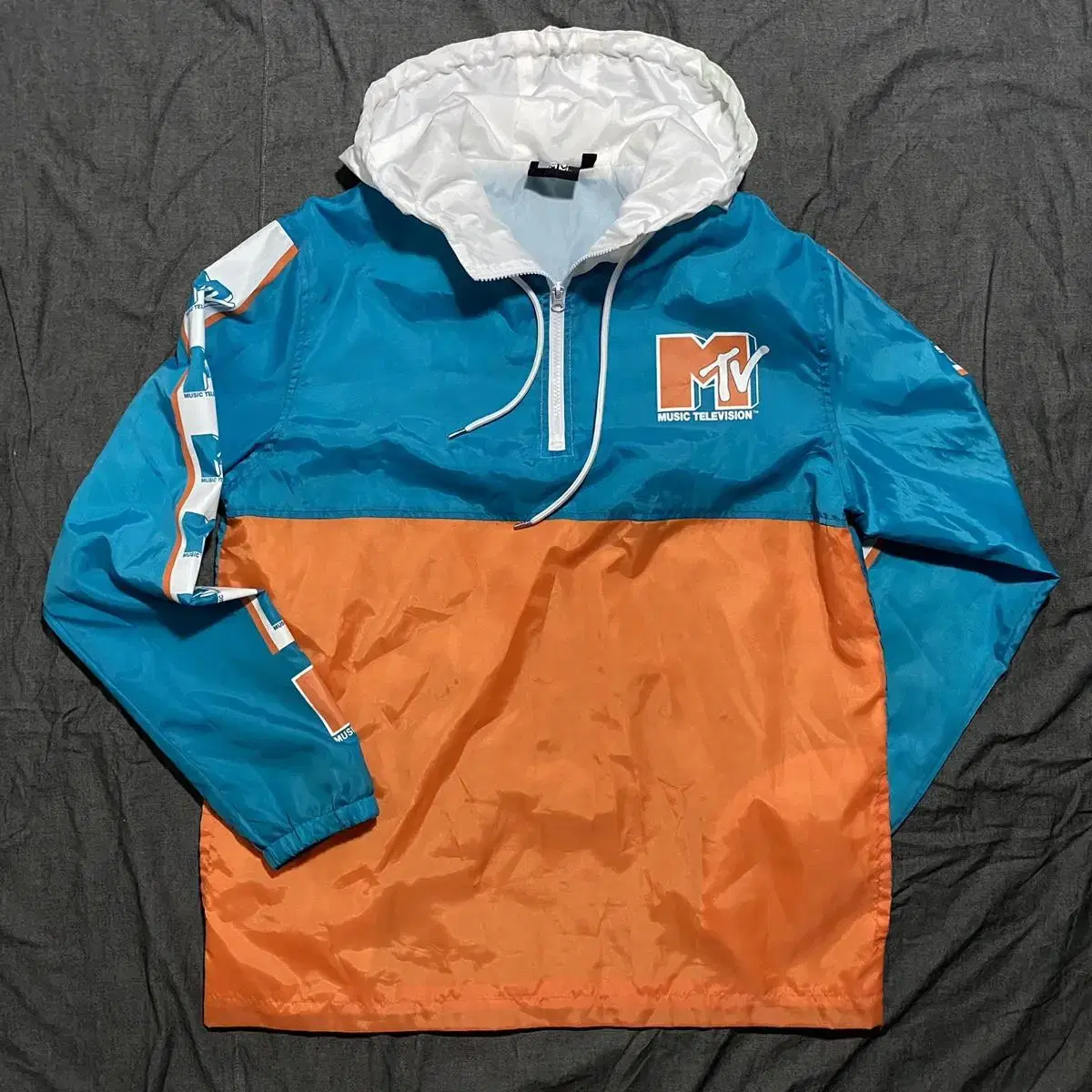 MTV Wind Breaker Jacket Sz L