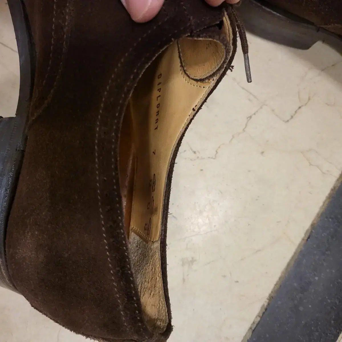 Finsbury Oxford Diplomat Brown Suede (프랑