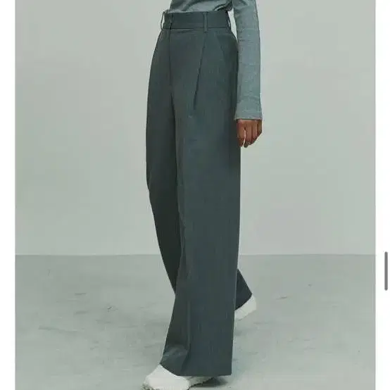 (%연말기간옷장대정리)리이 PLEATED WIDE LEG TROUSERS