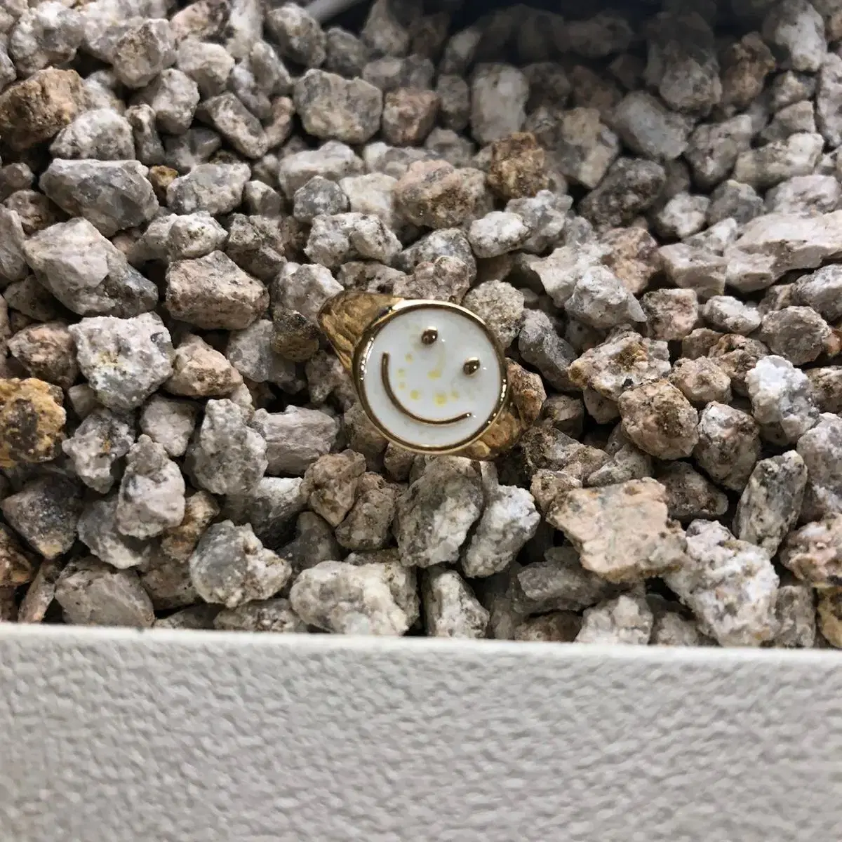 Vintage Gold Smile ring