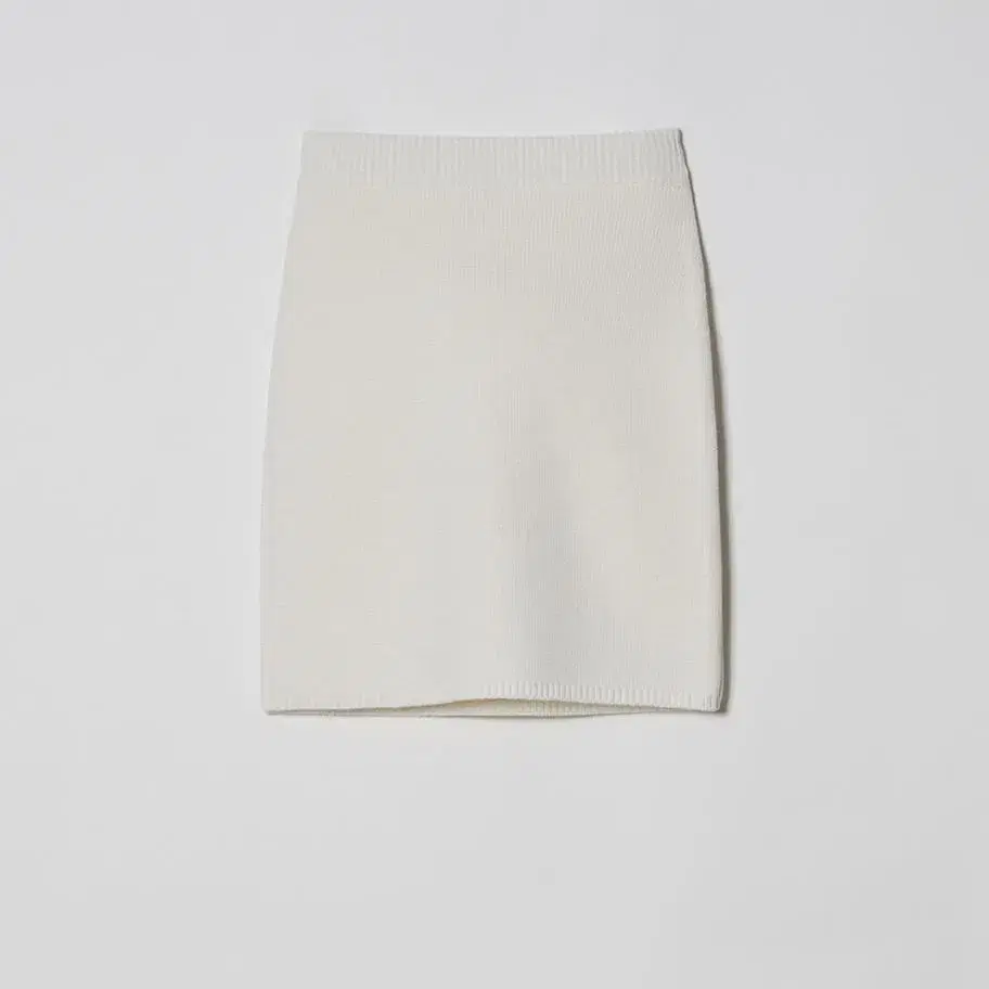 LETTER sue knit skirt 레터 니트 스커트