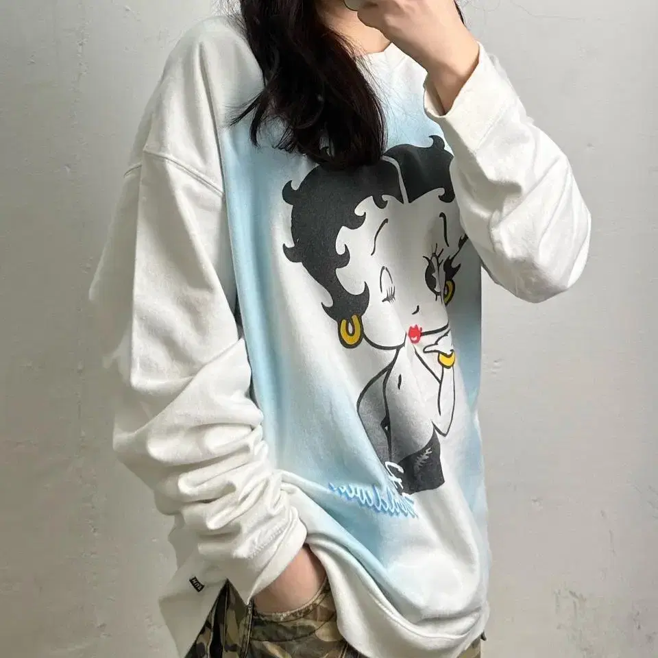 vintage huf betty boop sweatshirts