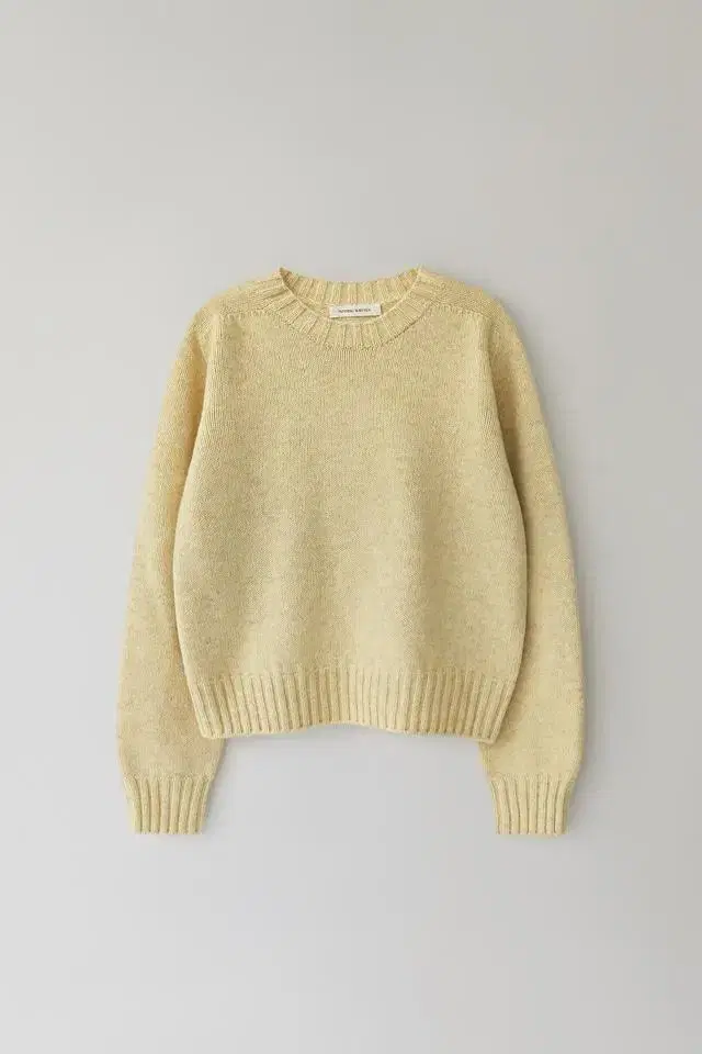 낫띵리튼 니트British crewneck wool pullover