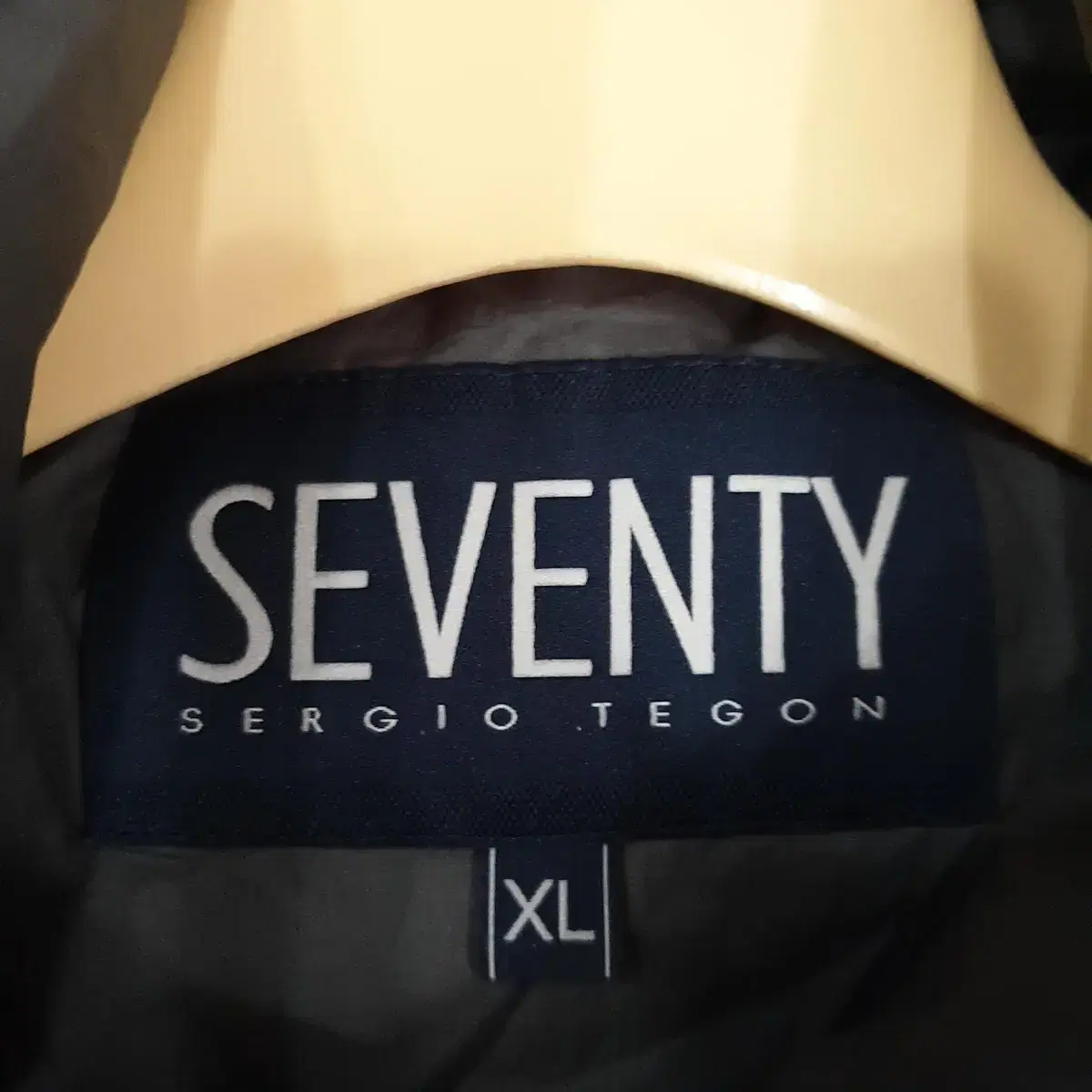 세븐티 SEVENTY sergio tegon 105사이즈 바람막이