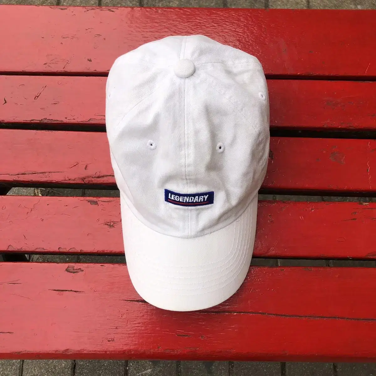 Vintage Waywaro white cap