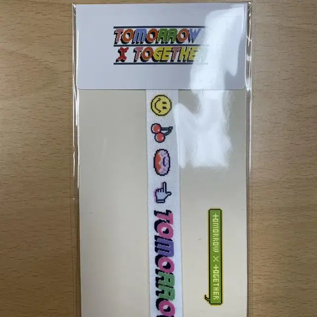 txt phone strap