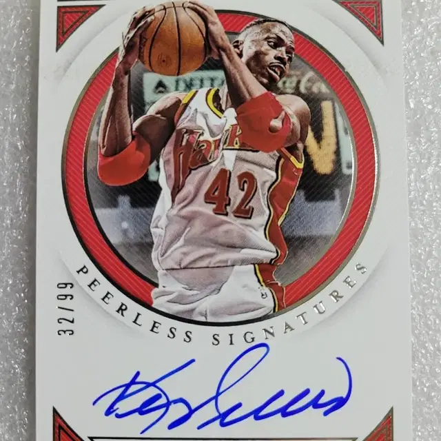 NBA National Treasures Auto Kevin Willis