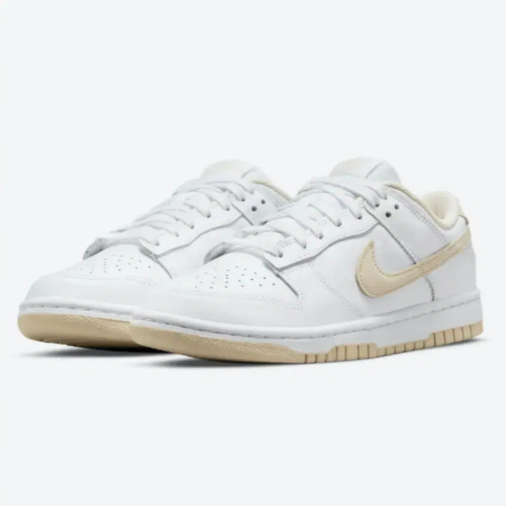 Nike Dunk Low Pearl White 250