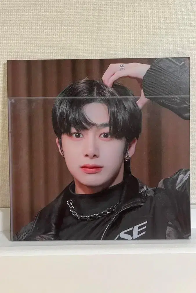 chae hyungwon wts square picture frame