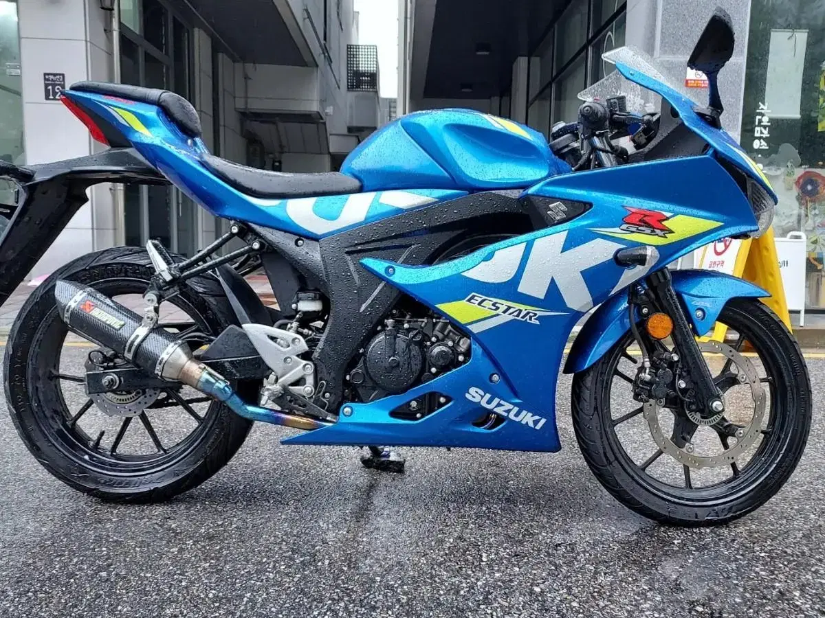 스즈키 GSX-R125 19년식 아크라포빅 풀배기 차량 판매중 gsxr