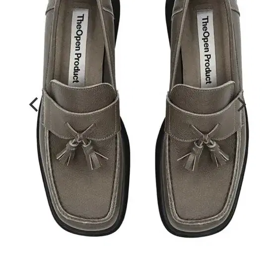 더오픈프로덕트 플랫폼 로퍼TASSLE PLATFORM LOAFER(245