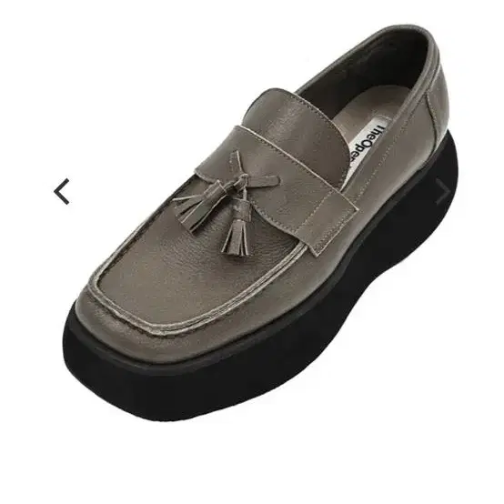 더오픈프로덕트 플랫폼 로퍼TASSLE PLATFORM LOAFER(245