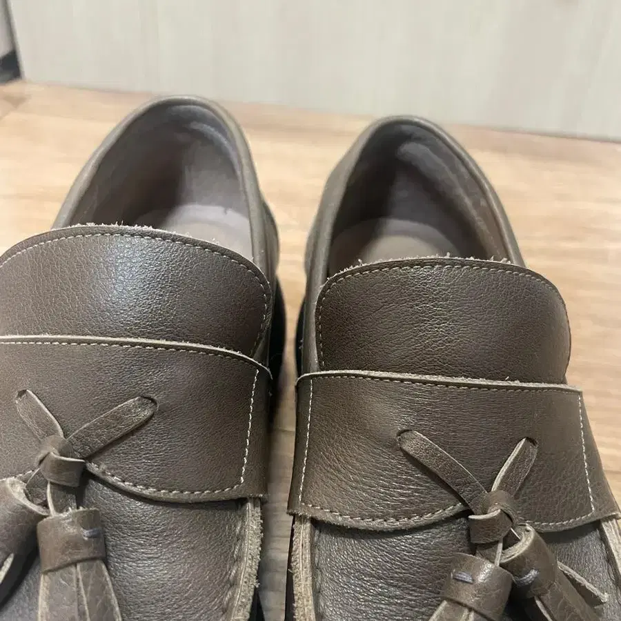 더오픈프로덕트 플랫폼 로퍼TASSLE PLATFORM LOAFER(245