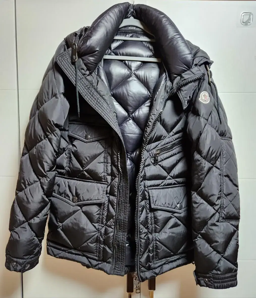 Moncler padded cost $250 (unisex)