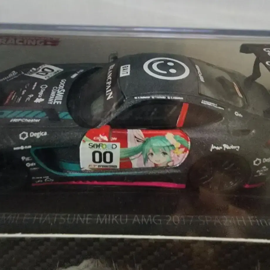 1/64 GoodSmile Hatsune Miku AMG 2017 SPA