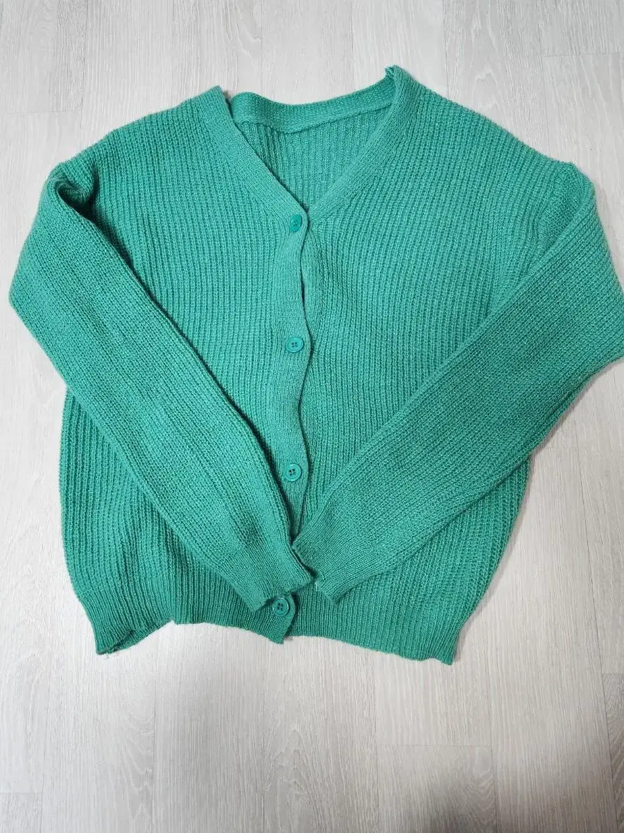 Women's cardigan