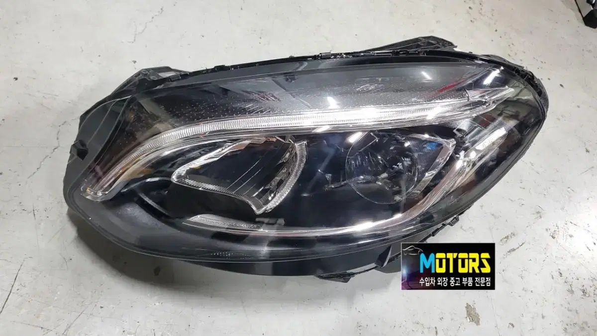 벤츠 B클래스 B200 W246 풀 LED 중고 운전석 헤드라이트