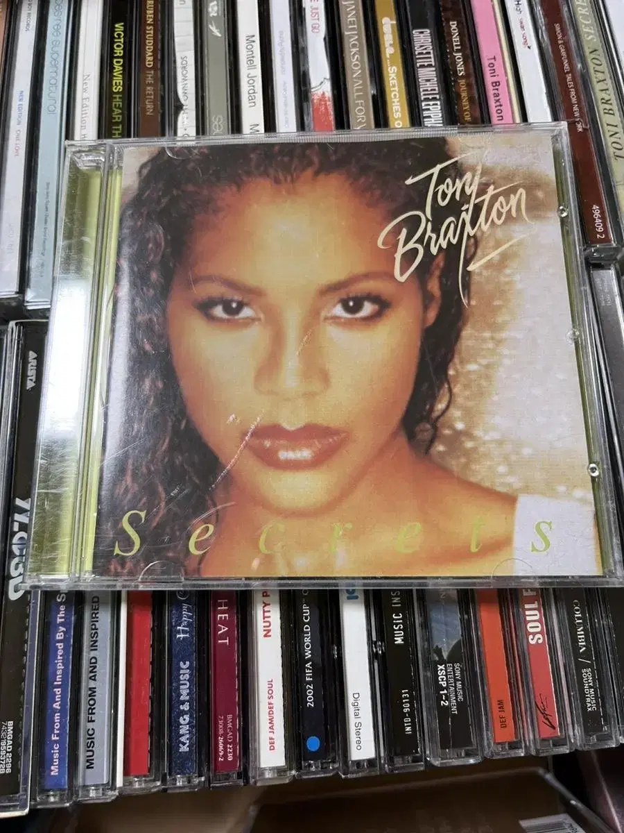 Toni Braxton - Secrets