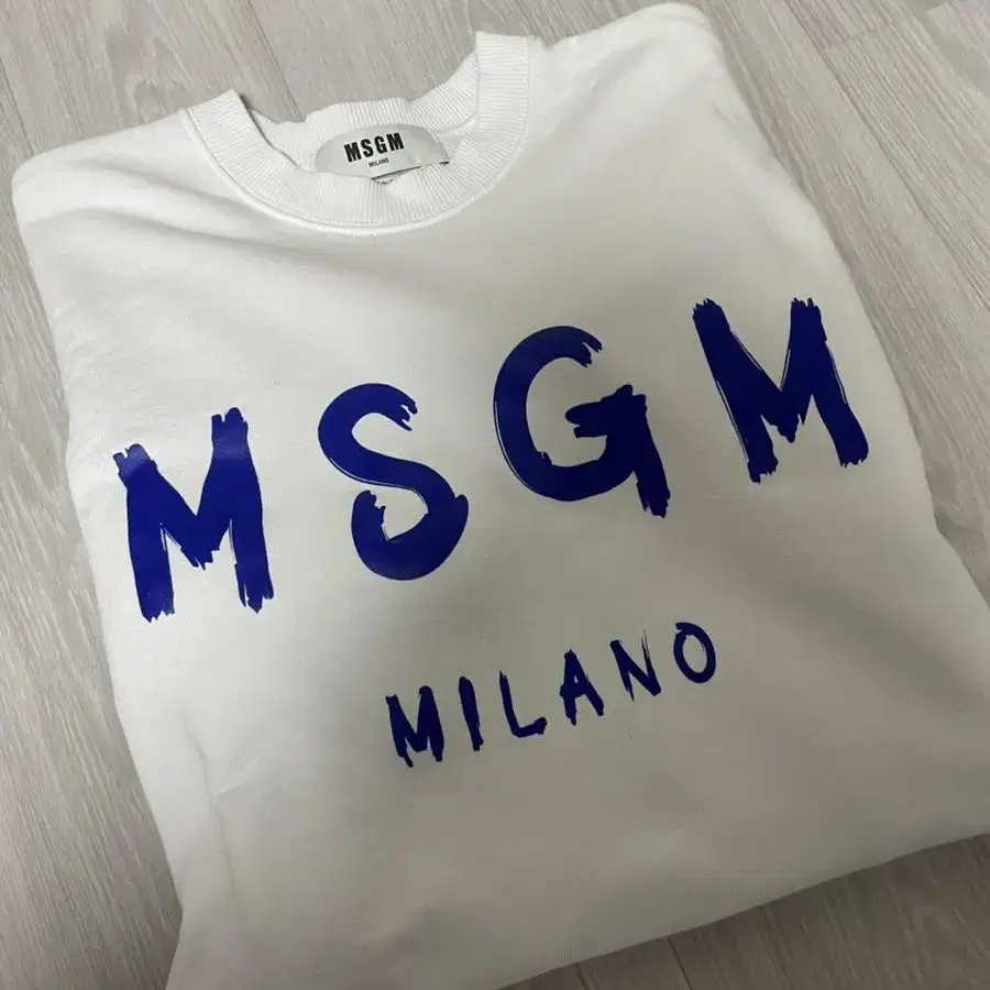 msgm 밀라노로고 남성 맨투맨 사이즈s