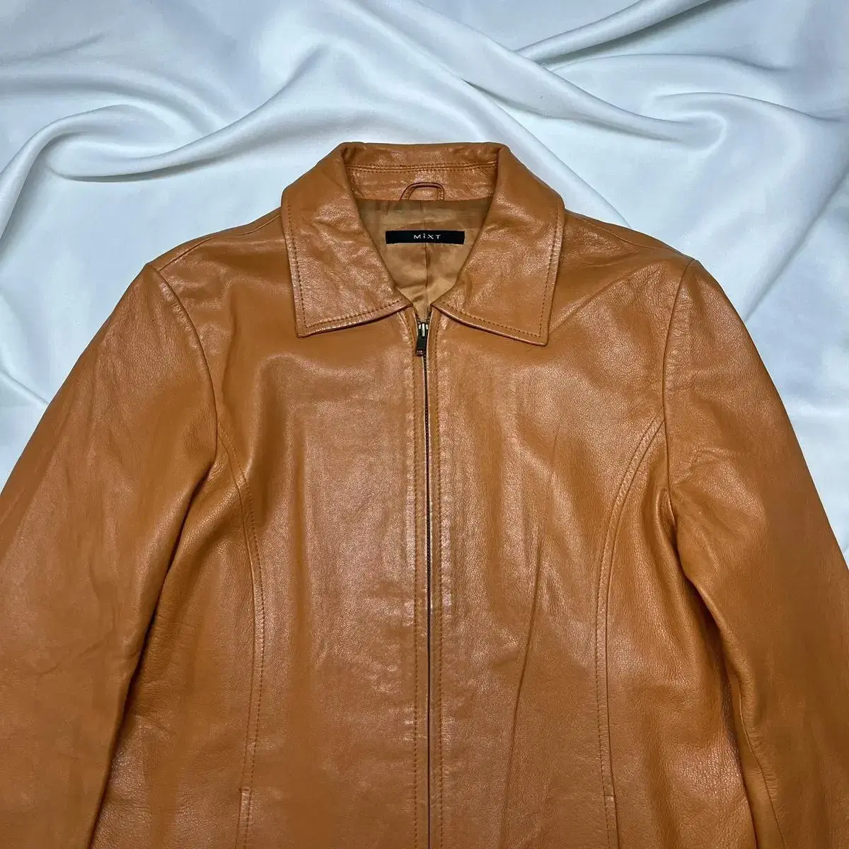 Lamb Leather Jacket (M/100)