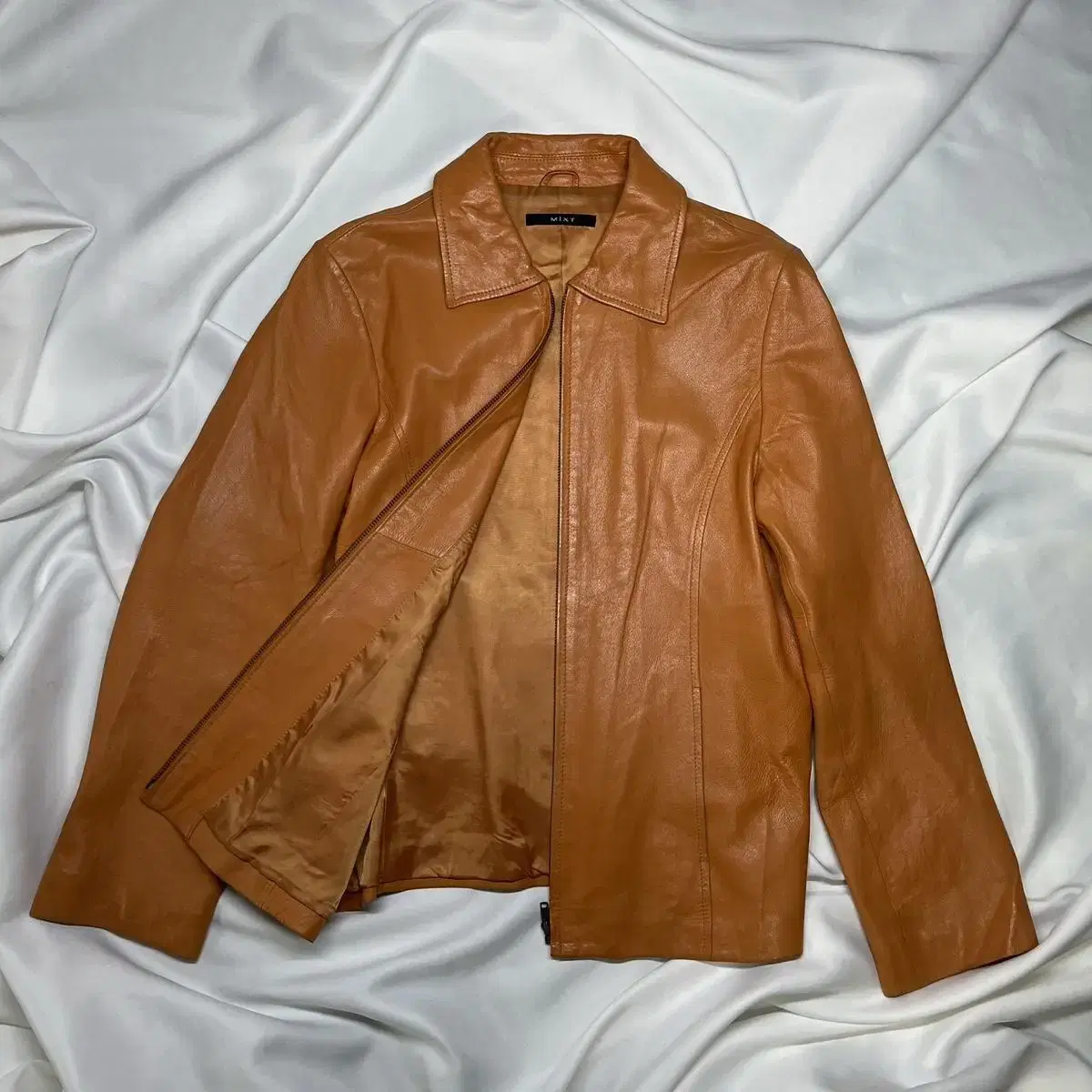 Lamb Leather Jacket (M/100)