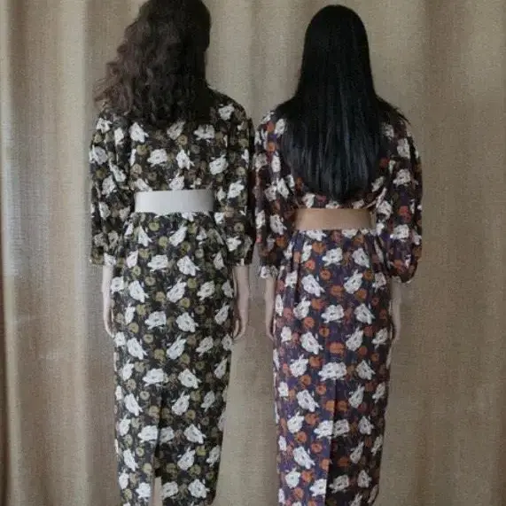 (구해요) 팜므뮤즈 CHINA NECK BUTTON FLORAL DRES