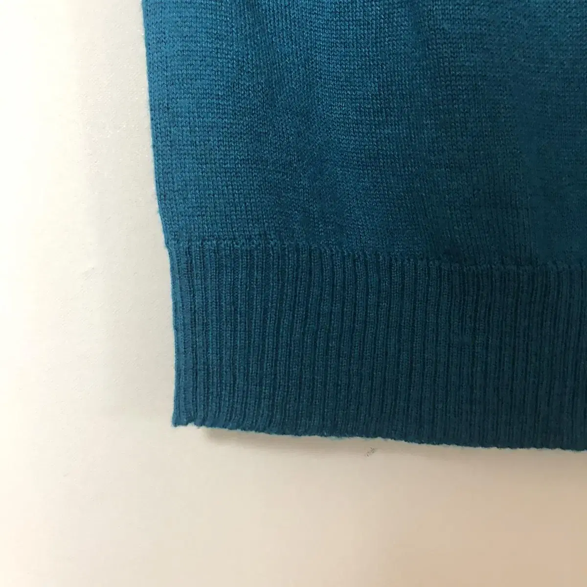 Vintage VENTOSE turquoise knit