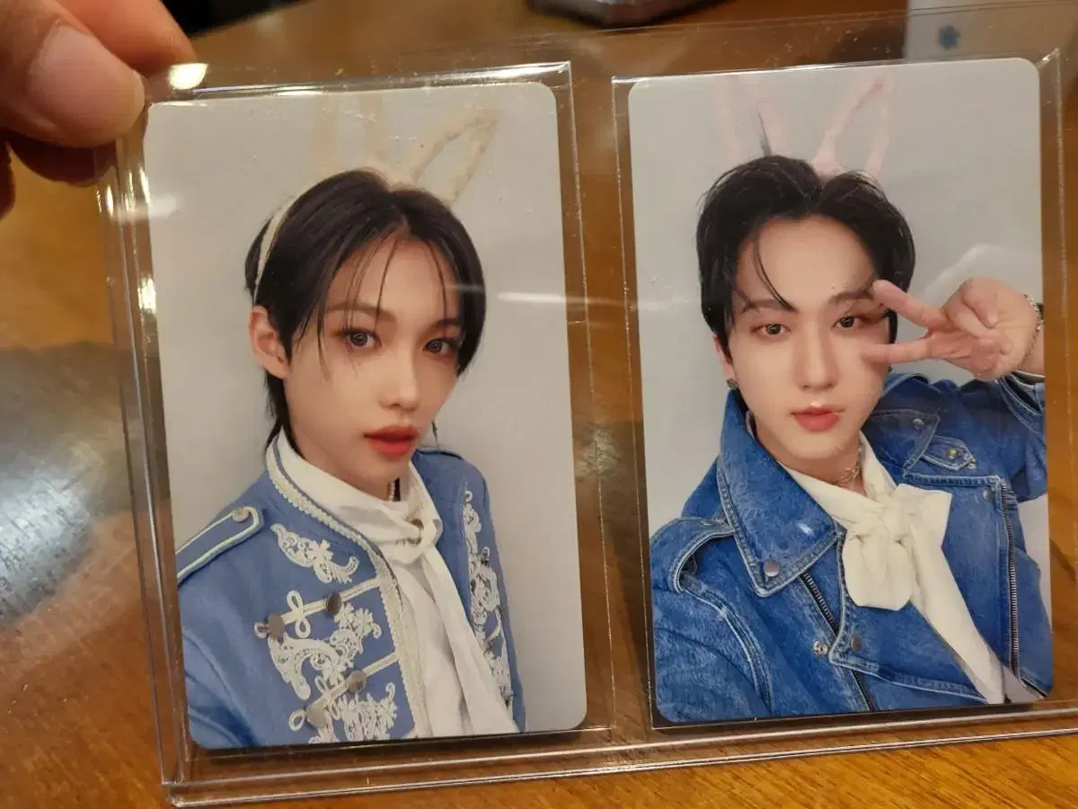 Felix, changbin Japanese concert photocard ((Kulgash Nego