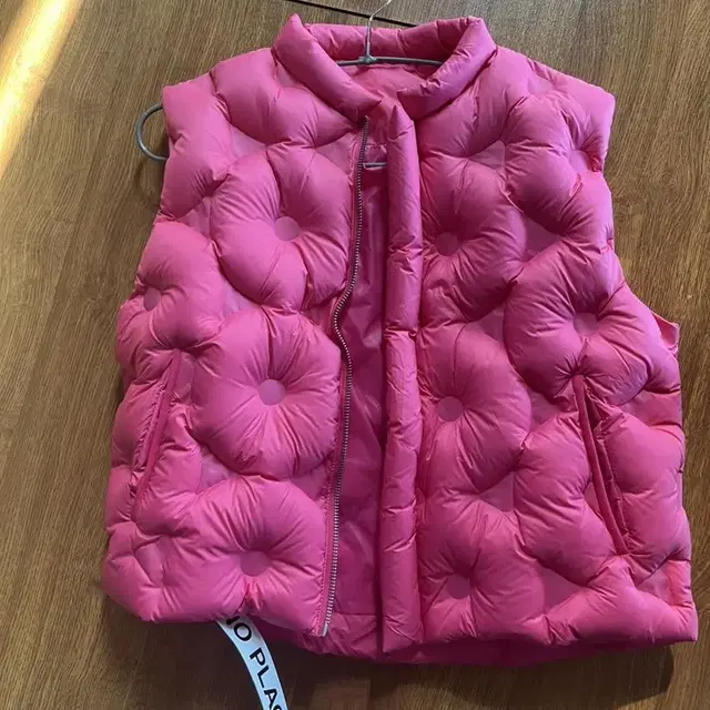 CONP pink puffer 새제품