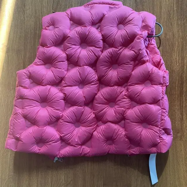 CONP pink puffer 새제품