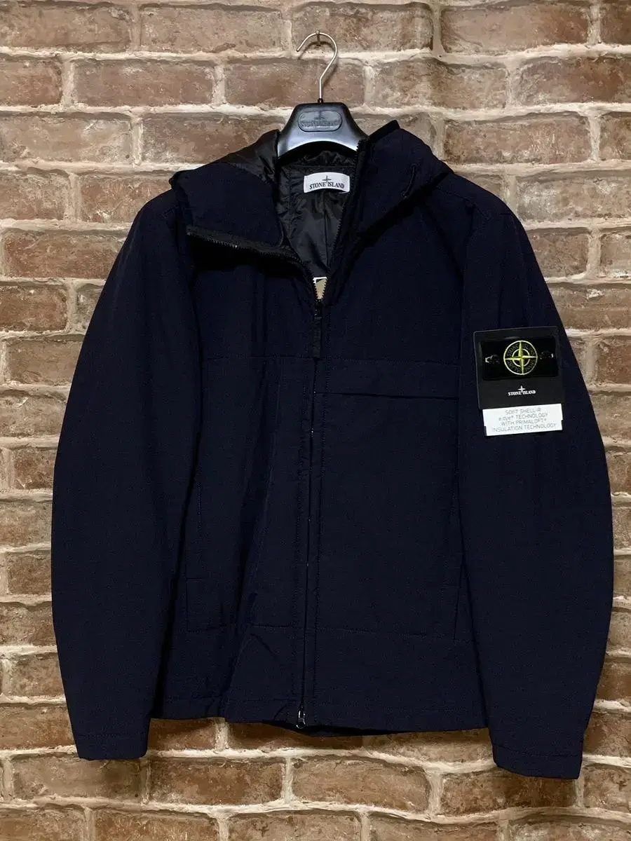 Stone Island 22FW Softshell PrimaLoft Jacket