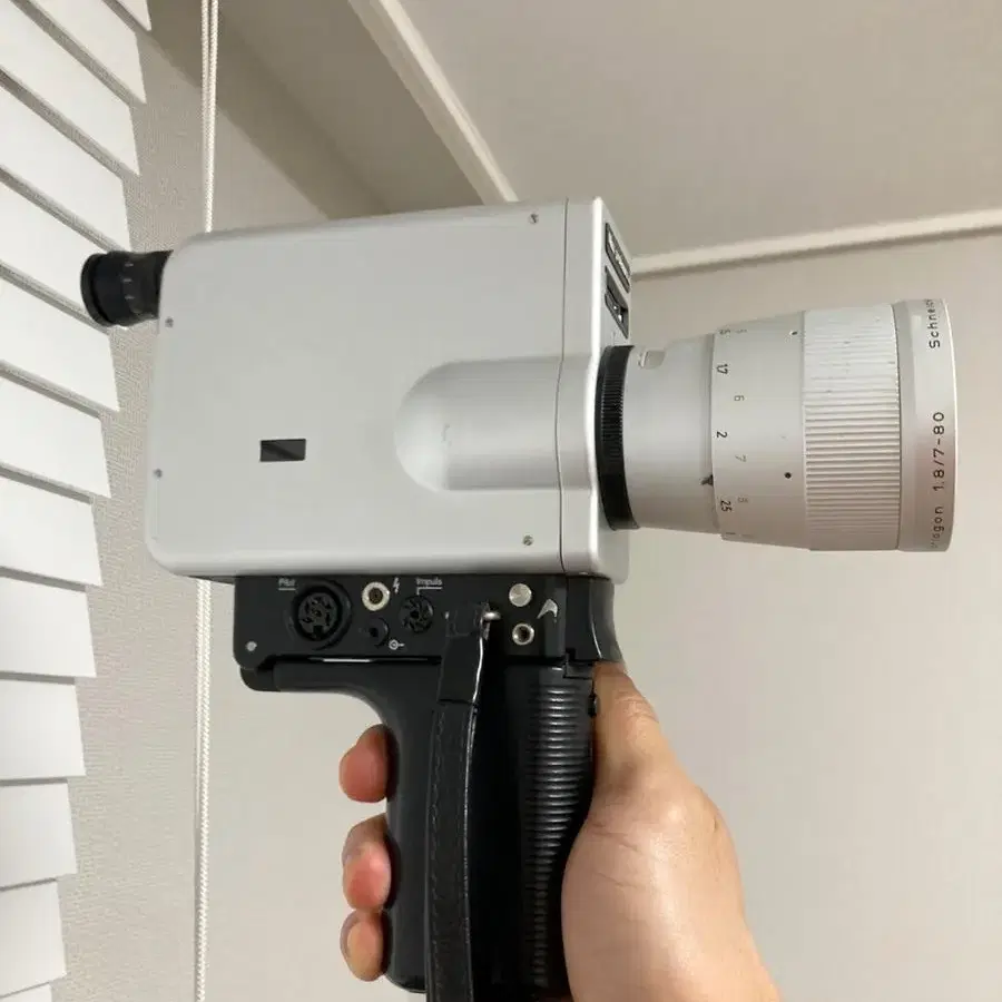 브라운 디터람스 Nizo Professional Super8 카메라