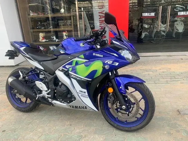 ~2018YZF R3 무비스타 그래픽 스티커 세트 팝니다