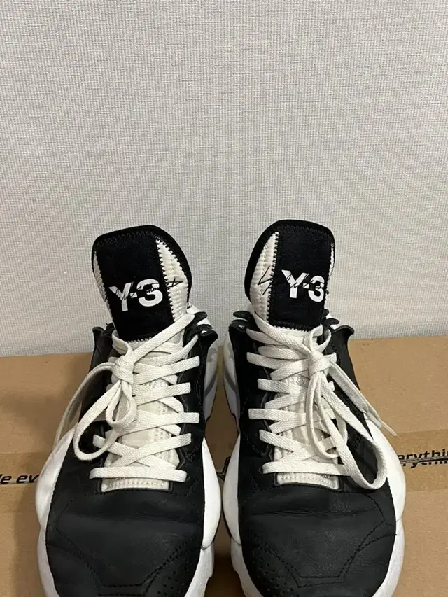 Y-3 와이쓰리 카이와 245