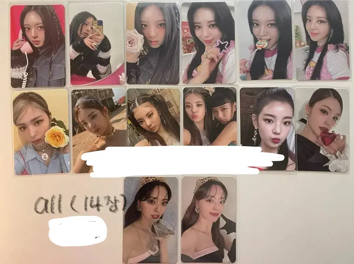 Itzy album photocard wts