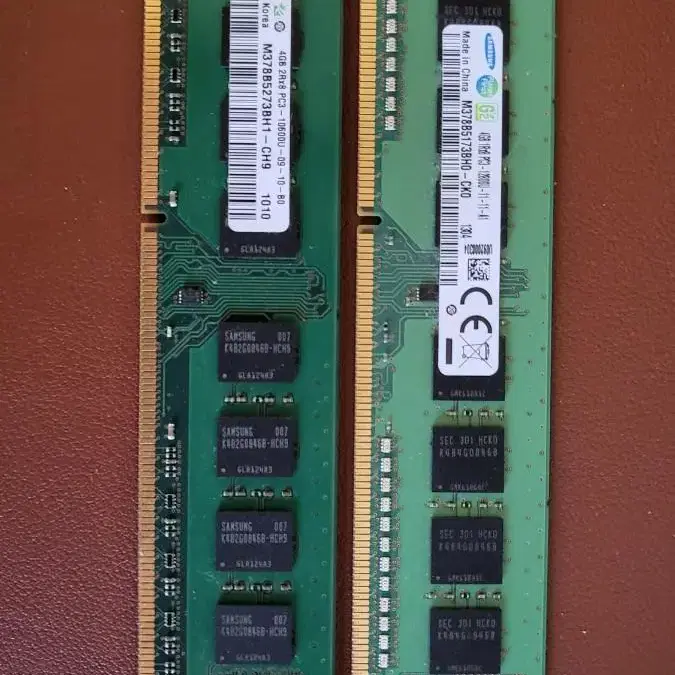 램  ram 4g 두개 전부 pc3