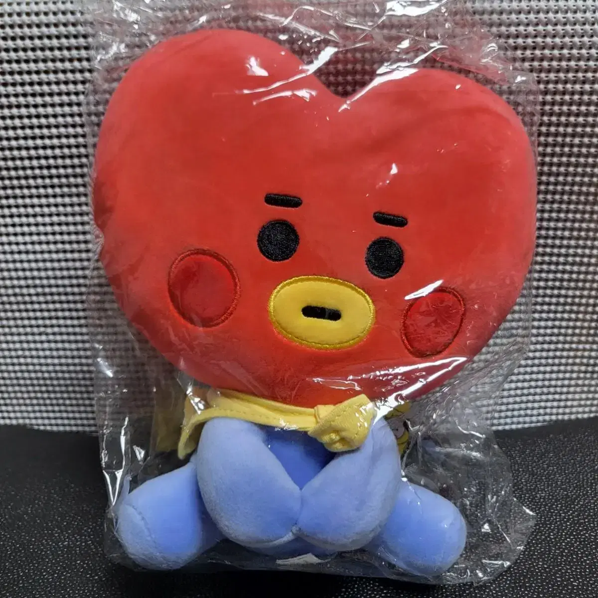 [새상품] 태형인형,실리콘받침대 BT21 타타 정품