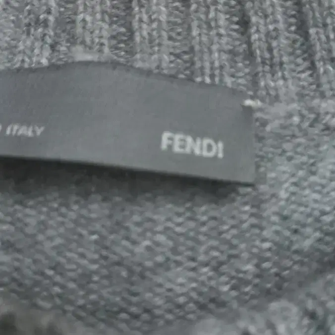 fendi 니트