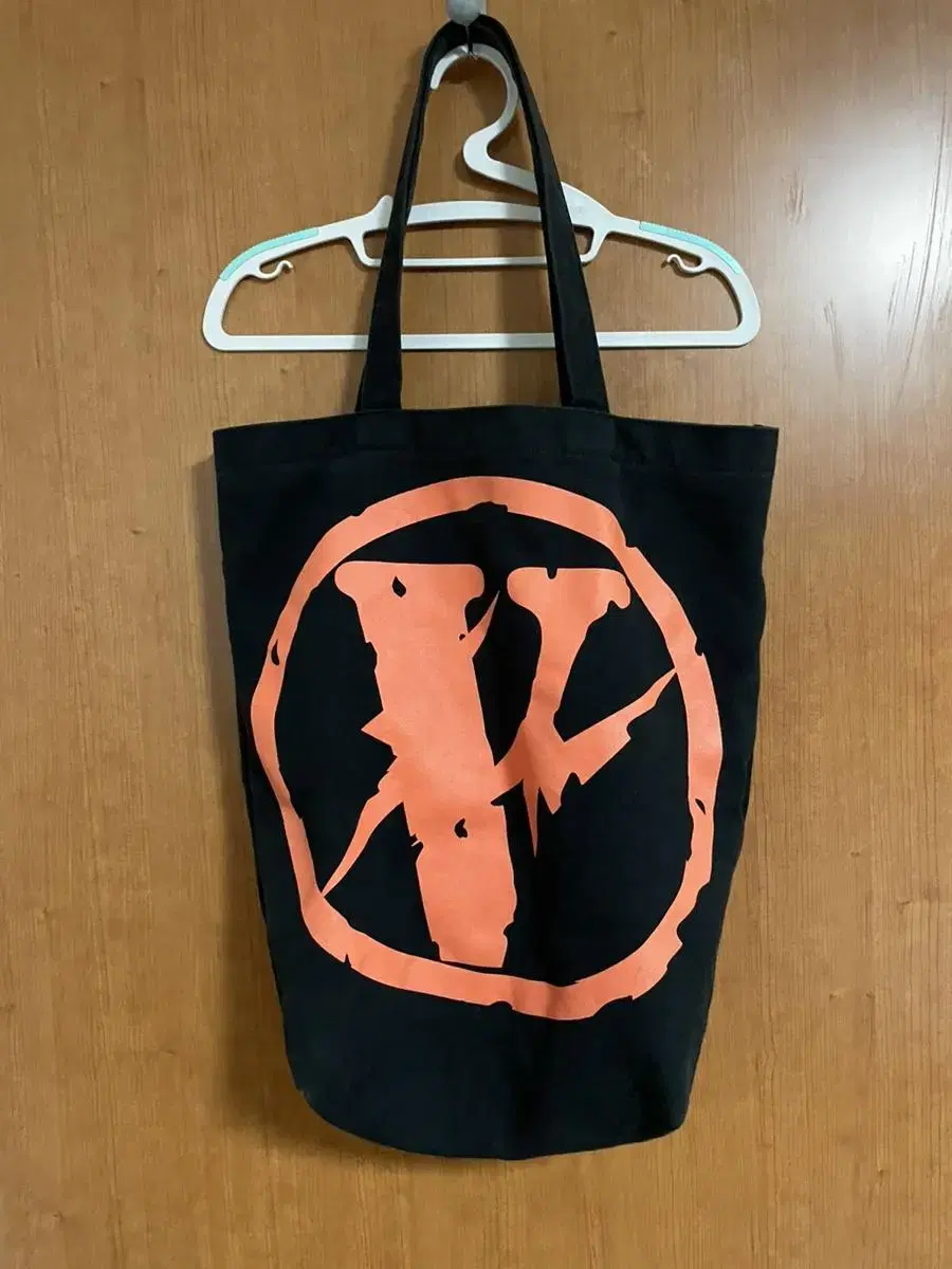 vlone 숄더백