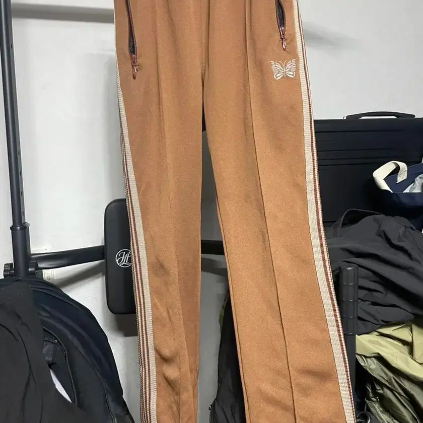 NEEDLES Training/Jogger Pants needles,s2w8,빔즈,aie,네펜데스 on Bunjang with