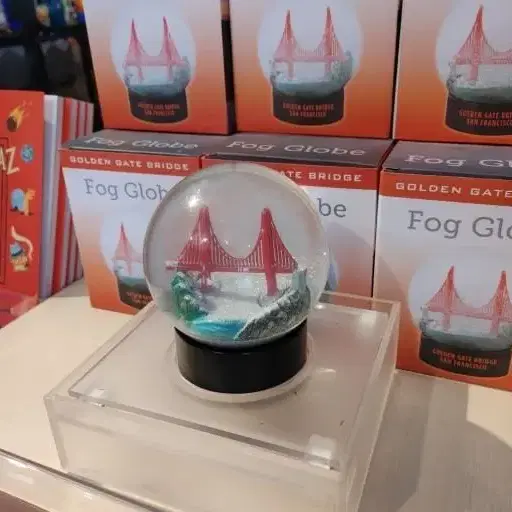 금문교 fog globe