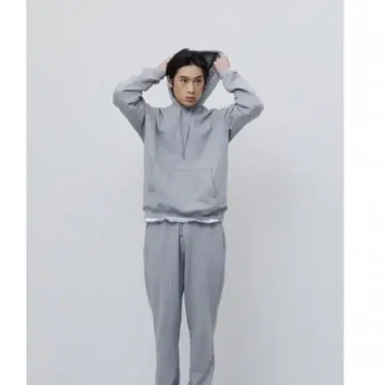 (새상품)에이카화이트 조거팬츠(AECA WHITH SWEAT PANTS)