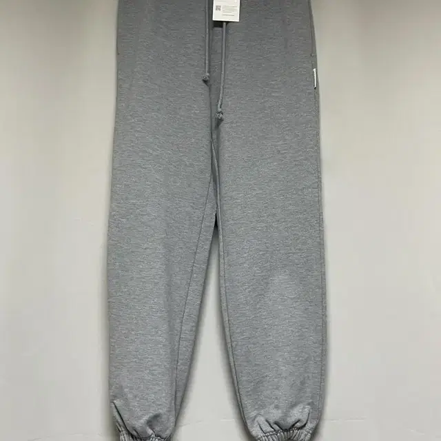 (새상품)에이카화이트 조거팬츠(AECA WHITH SWEAT PANTS)