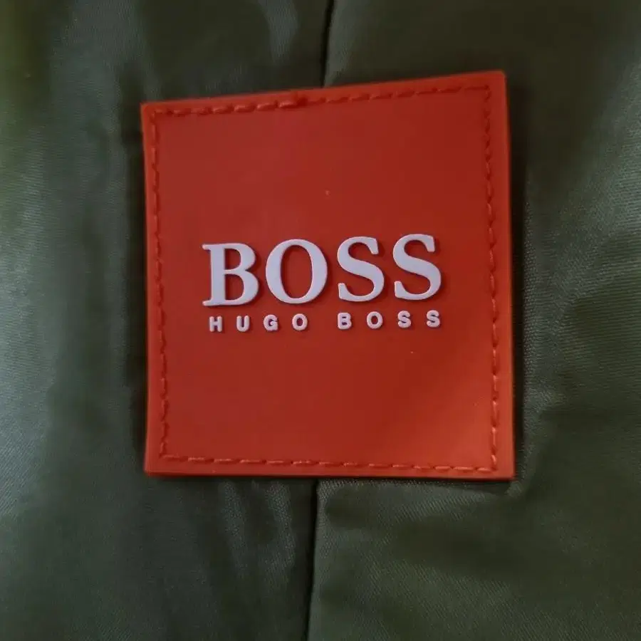 110)휴고보스HUGO BOSS 방풍후드자켓