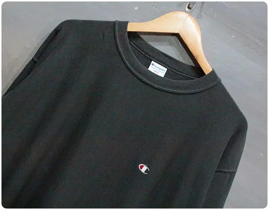 M) Champion x Vahn Research Brushed Tops