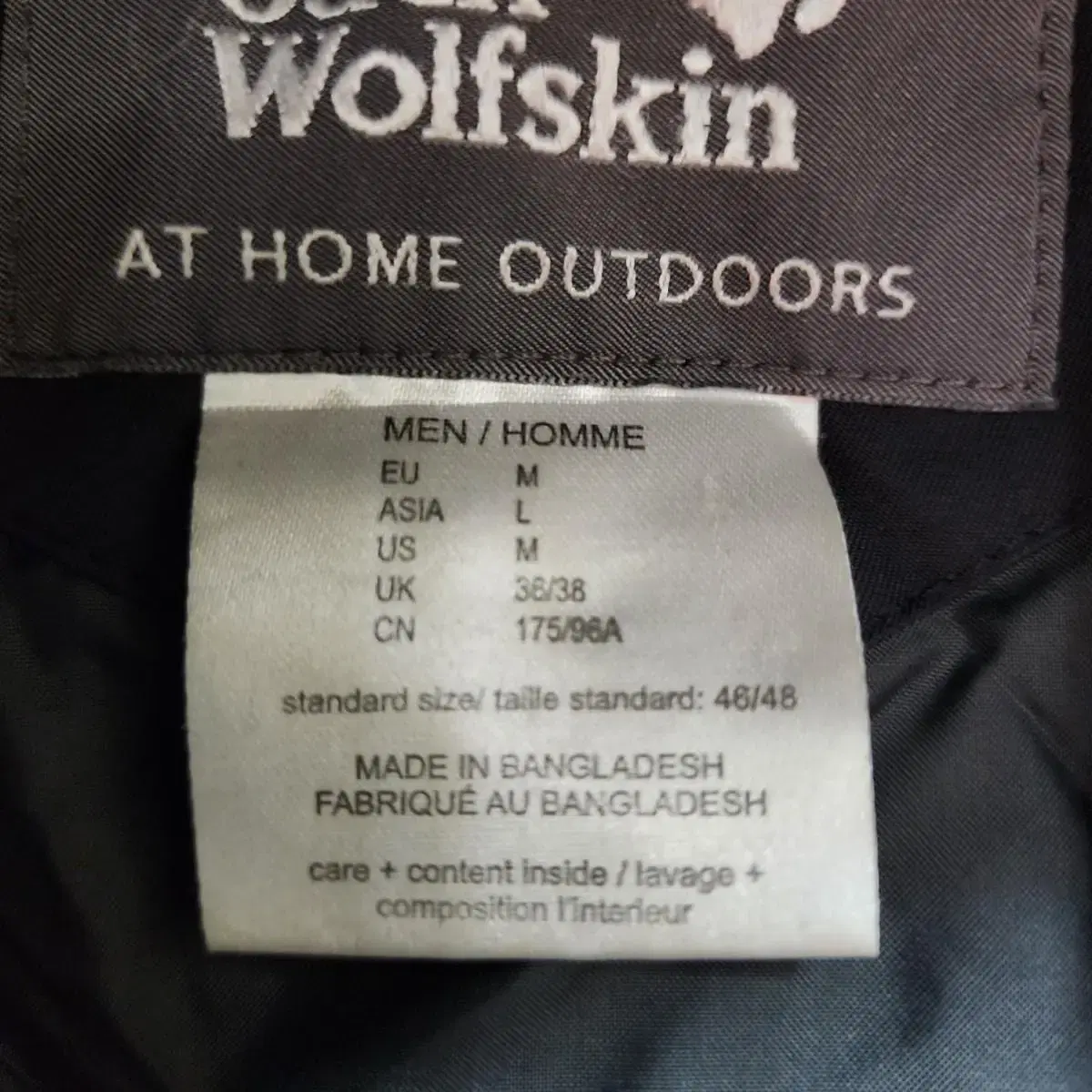 Jack Wolfskin 패딩 M        고07